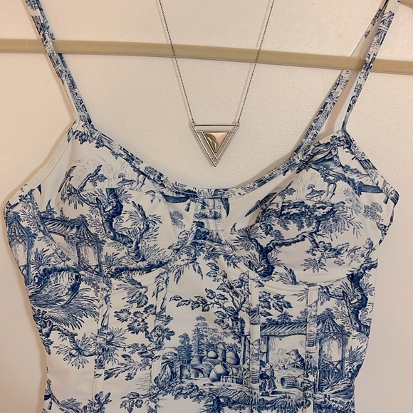 NWOT Women's Print Spaghetti Strap One Piece Sculpting Bodice Swim Suit Small - Picture 8 of 11